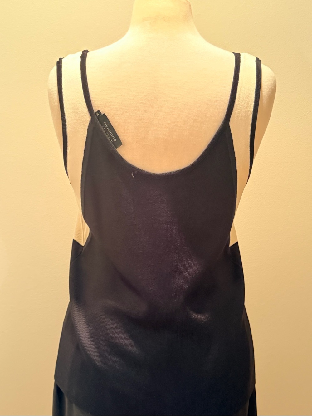 Dana Buchman Black & Cream Colorblock Scoop Neck Tank - Picture 2 of 3